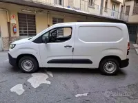 Nuova Fiat Doblò 110 CV (80 kW) 2025 Bianco pastello Monovolume