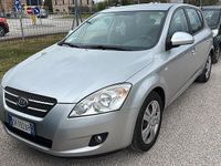 Usata Kia Ceed GT EX 115 CV (84 kW) 2007 Argento Berlina