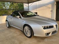 Usata Alfa Romeo Spider 260 CV (191 kW) 2007 Argento Cabrio
