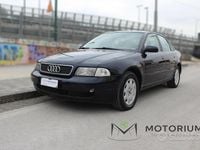 Usata Audi A4 125 CV (91 kW) 1998 Blu Berlina