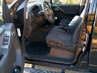Usata Nissan Navara XE 171 CV (125 kW) 2009 Nero Pick-up