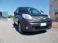 Usata Renault Kangoo 116 CV (85 kW) 2021 Nero / metallizzato Monovolume