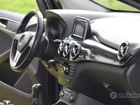 Usata Mercedes B180 Executive 109 CV (80 kW) 2013 Nero Utilitaria