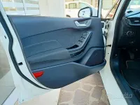 Usata Ford Fiesta Titanium 86 CV (63 kW) 2019 Bianco Utilitaria