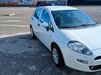 Usata Fiat Grande Punto 69 CV (50 kW) 2016 Utilitaria