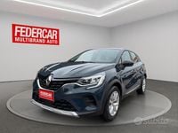 Usata Renault Captur Equilibre 101 CV (74 kW) 2023 Blu SUV