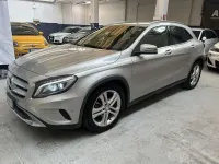 Usata Mercedes GLA200 136 CV (100 kW) 2017 Argento SUV