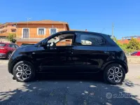 Usata Renault Twingo Equilibre 65 CV (47 kW) 2022 Other Utilitaria