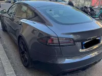 Usata Tesla Model S 492 kW (670 CV) 2023 Grigio Utilitaria