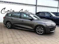 Begagnad Ford Focus ST-Line 116 HK (85 kW) 2023 Grå Kombi