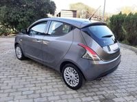 Usata Lancia Ypsilon 69 CV (50 kW) 2014 Grigio Utilitaria