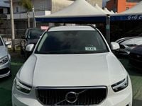 Usata Volvo XC40 Momentum 150 CV (110 kW) 2020 Bianco SUV