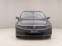Begagnad VW Passat GT 218 HK (160 kW) 2019 Grå Kombi