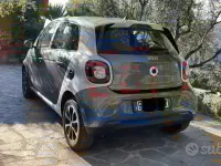Usata Smart ForFour Passion 71 CV (52 kW) 2017 Grigio Utilitaria
