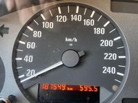 Usata BMW 318 Efficient Dynamics 116 CV (85 kW) 1998 Argento Berlina