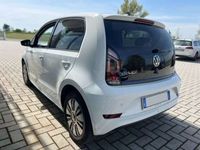 Usata VW e-up! 61 kW (83 CV) 2021 Bianco Utilitaria