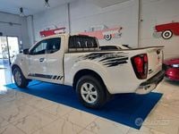 Usata Nissan Navara Acenta 163 CV (119 kW) 2016 Bianco Pick-up