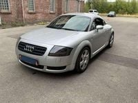 Second-hand Audi TT 179 CP (131 kW) 2000 Argintiu Coupe