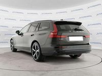 Nuova Volvo V60 Core 197 CV (144 kW) 2025 Grigio scuro Station wagon