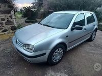 Usata VW Golf IV 90 CV (66 kW) 2003 Grigio Berlina