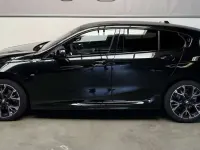 Begagnad BMW 118 M Sport 150 HK (110 kW) 2025 Svart Halvkombi