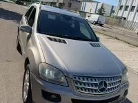 Usata Mercedes ML320 224 CV (164 kW) 2006 Grigio SUV