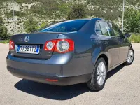 Usata VW Jetta 105 CV (77 kW) 2007 Grigio Berlina