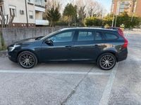 Käytetty Volvo V60 115 HP (84 kW) 2015 Musta Farmari
