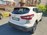 Usata Nissan Qashqai Acenta 110 CV (80 kW) 2016 Bianco SUV