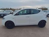 Usata Lancia Ypsilon Silver 69 CV (50 kW) 2021 Bianco Utilitaria