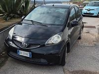 Usata Toyota Aygo 67 CV (49 kW) 2007 Nero Utilitaria