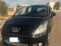 Usata Peugeot 5008 112 CV (82 kW) 2011 Nero Monovolume