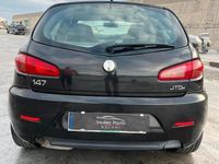 usata Alfa Romeo 147 1.9 JTDm DISTINCTIVE