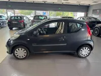 Usata Peugeot 107 68 CV (50 kW) 2006 Nero Utilitaria