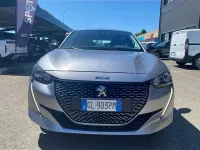 Usado Peugeot e-208 Active 56 kW (77 CV) 2022 Gris Utilitario