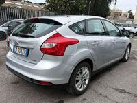 Usata Ford Focus Titanium 125 CV (91 kW) 2012 Argento Berlina
