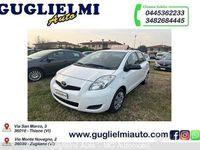 Usata Toyota Yaris Sol 69 CV (50 kW) 2010 Bianco Utilitaria