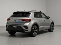 Usata VW T-Roc R-line 150 CV (110 kW) 2025 Argento SUV