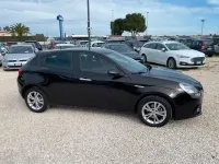 Usata Alfa Romeo Giulietta Exclusive 105 CV (77 kW) 2014 Nero Utilitaria