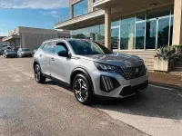 Używany Peugeot 2008 S 102 KM (75 kW) 2025 Szary SUV