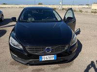 Usata Volvo V60 Business Edition 150 CV (110 kW) 2016 Nero Station wagon