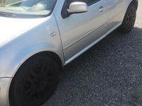 Usata VW Golf IV 101 CV (74 kW) 2002 Grigio Berlina