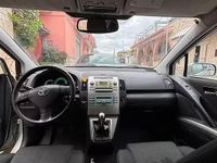 Usata Toyota Corolla Verso 116 CV (85 kW) 2004 Grigio Monovolume