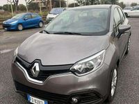 Usata Renault Captur 110 CV (80 kW) 2016 Marrone SUV