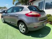 Usata Renault Mégane Dynamique 110 CV (80 kW) 2010 Grigio Berlina
