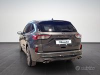 Usata Ford Kuga ST-Line 120 CV (88 kW) 2022 Grigio SUV