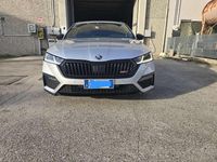 Usata Skoda Octavia RS 200 CV (147 kW) 2022 Argento Station wagon