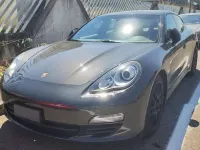 Usata Porsche Panamera 250 CV (183 kW) 2012 Grigio Utilitaria