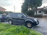 Usata SsangYong Rexton 165 CV (121 kW) 2005 Nero SUV