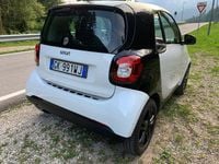 Usata Smart ForFour 71 CV (52 kW) 2016 Bianco Utilitaria